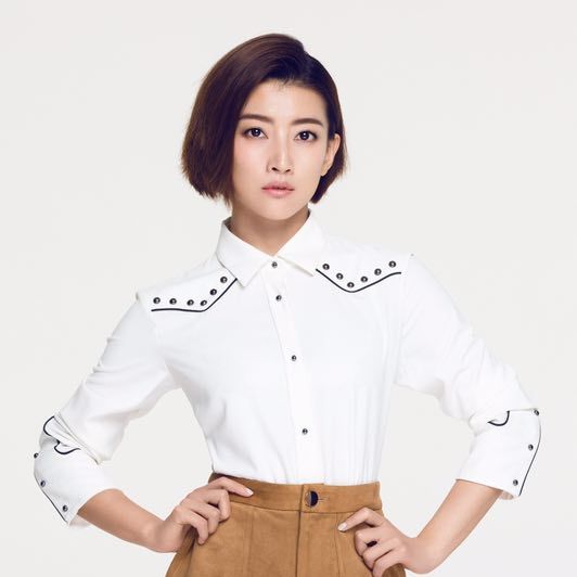 夏日奇妙书民宿老板娘