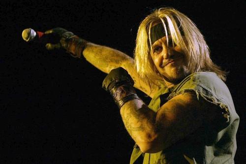 鲨卷风4：四度觉醒VinceNeil