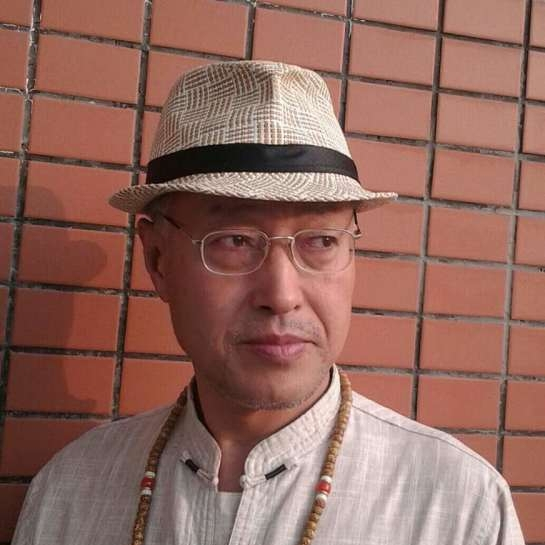 灵偶郑潼