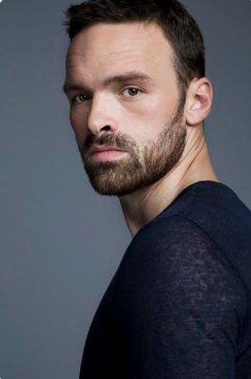 干预AndréGerval